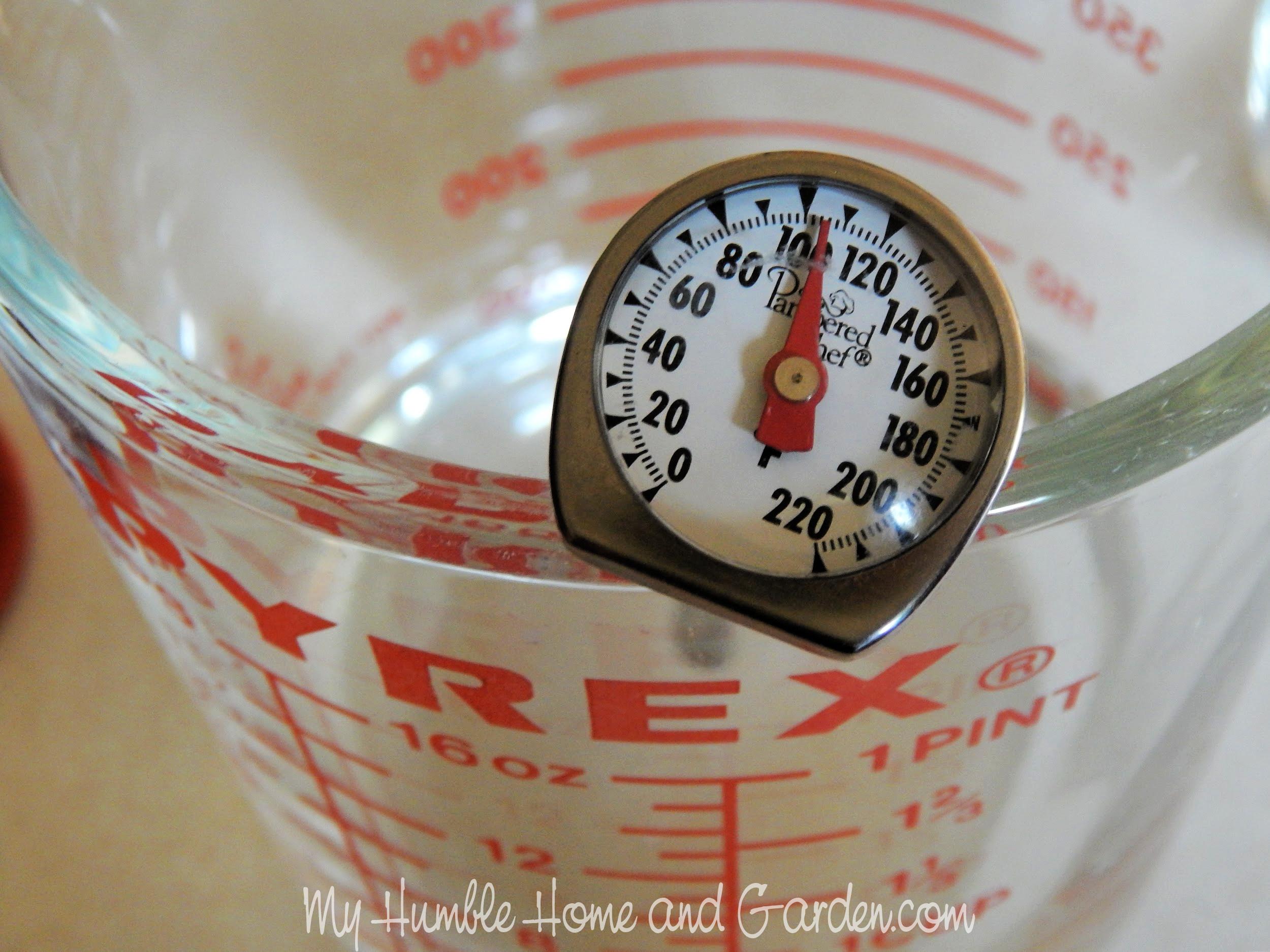 How to Read a Measuring Cup 