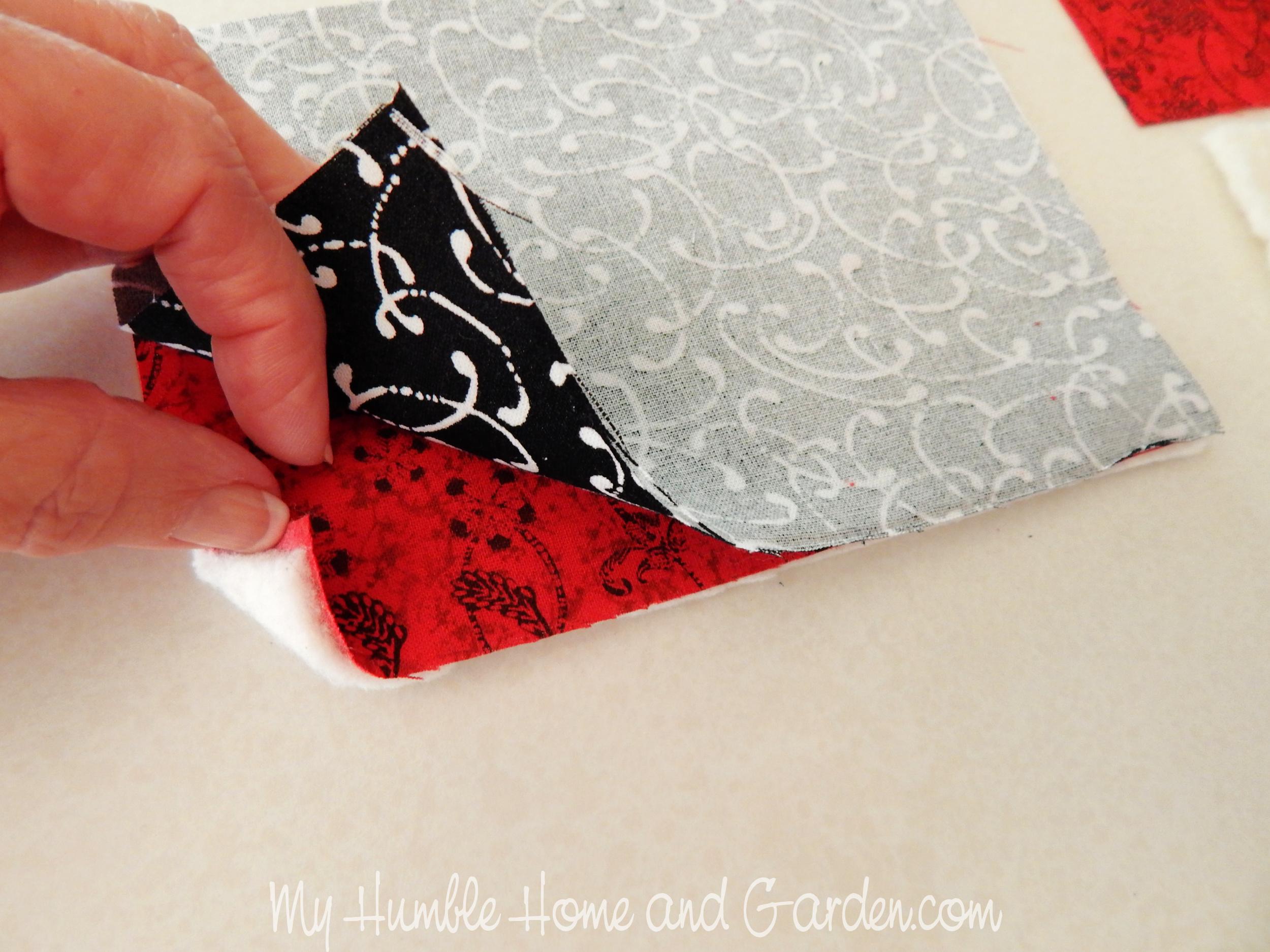 Mini Oven Mitt with Free Pattern! – trish stitched