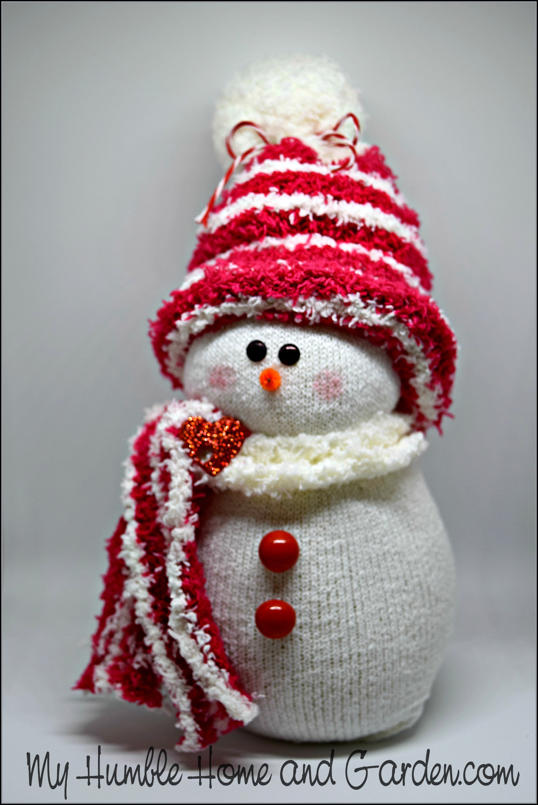 Snowman Lapel Pin Christmas Craft - The Joy of Sharing